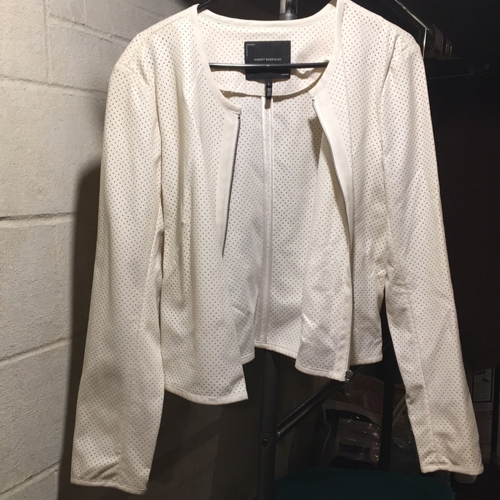 Women’s White Zip Up Jacket